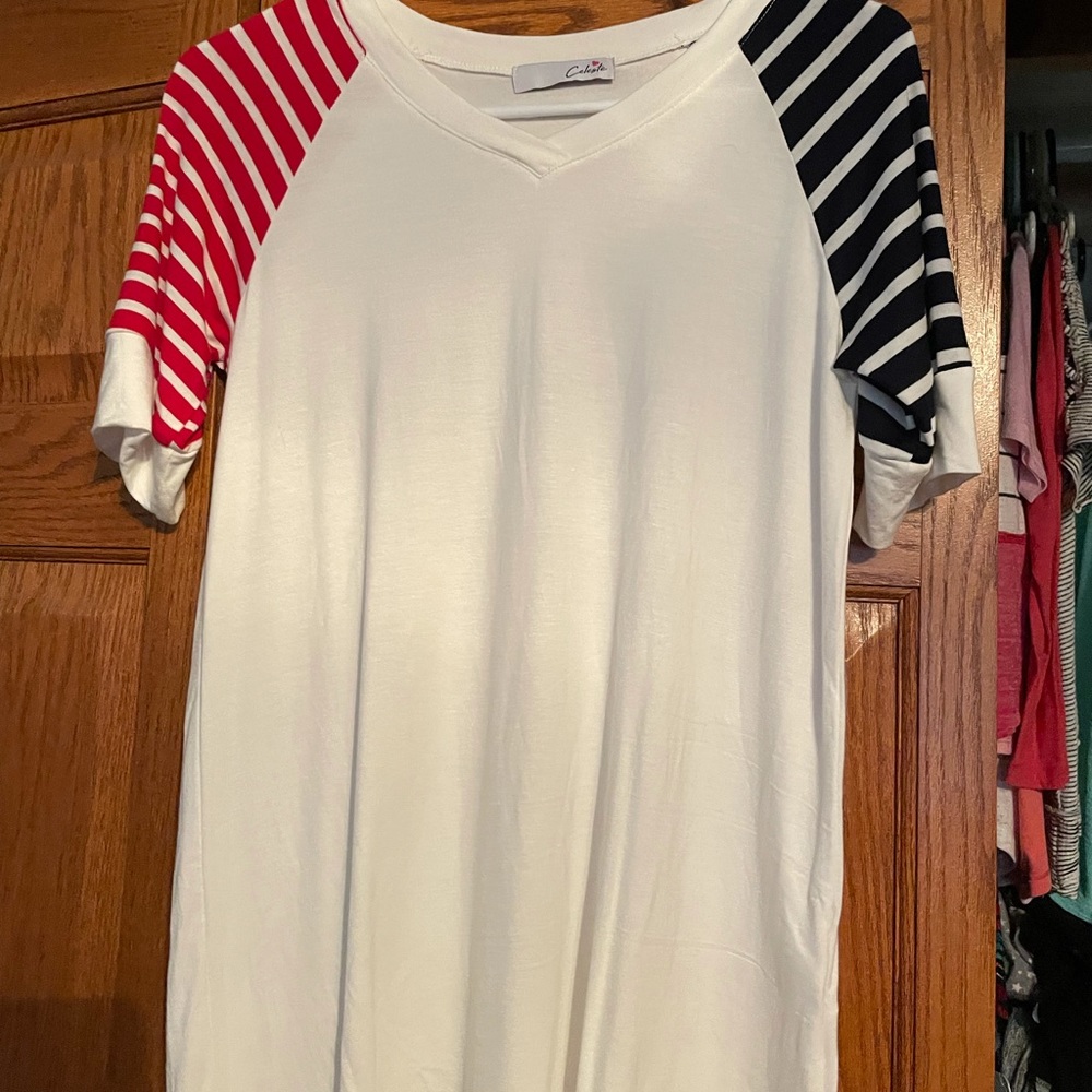 Celeste top size medium new without tags